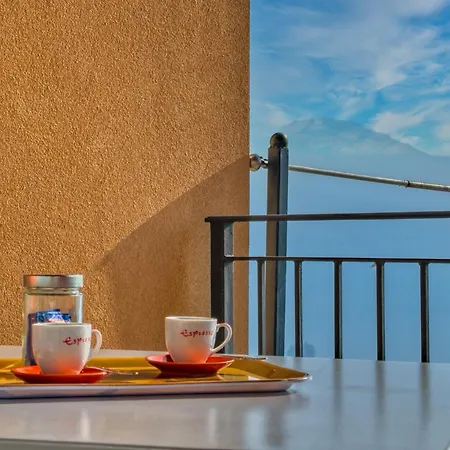 Panoramic Iseo View House With Pool - Free Box Car Appartement *